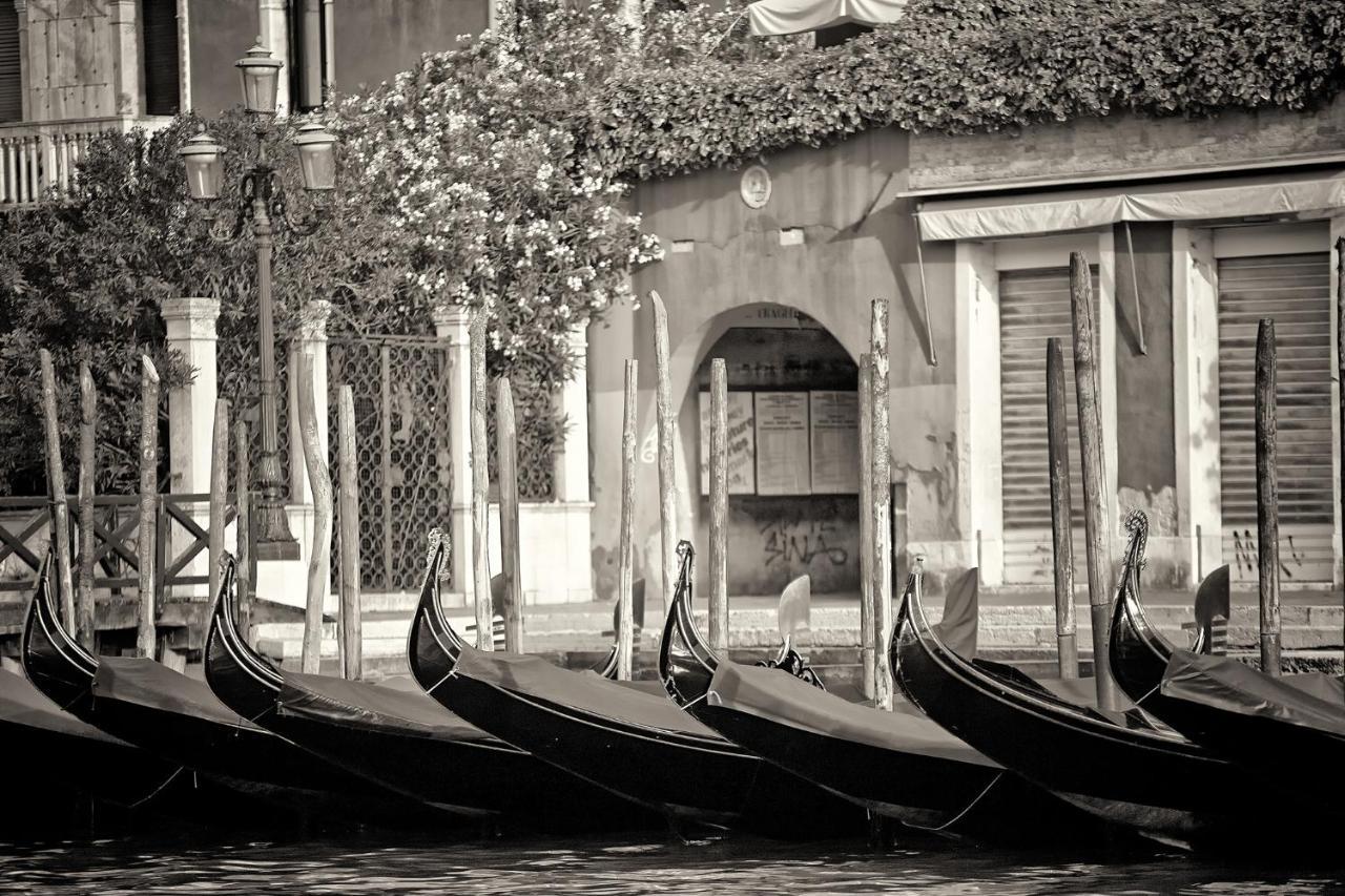 Hotel Mezzo Pozzo Venedig Eksteriør billede
